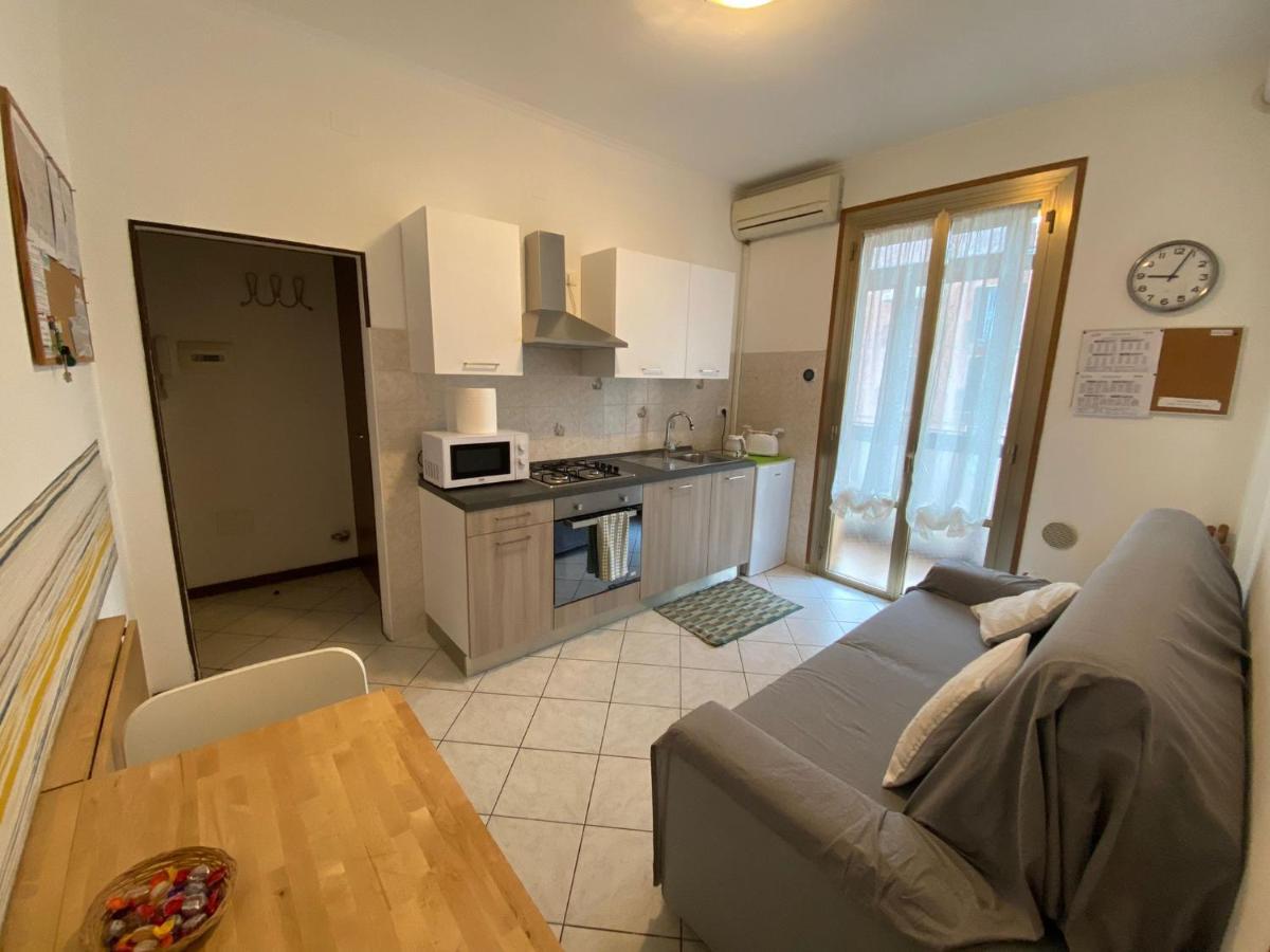 Little And Cozy Flat Near Venice Маргера Екстериор снимка