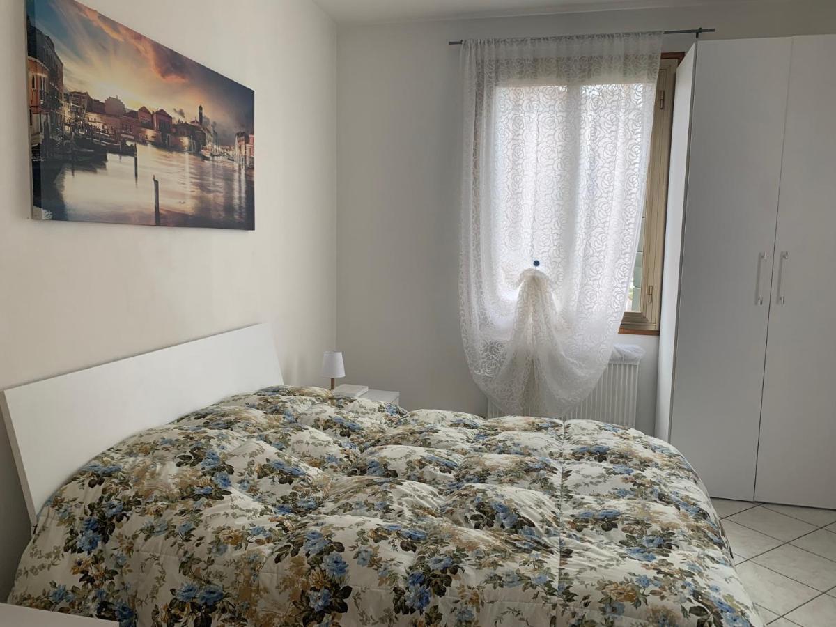 Little And Cozy Flat Near Venice Маргера Екстериор снимка